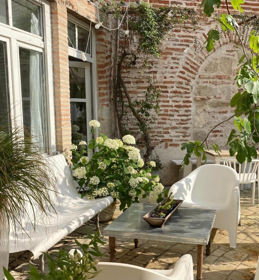 La Maison Sur La Place Penne-dʼAgenais Kültér fotó